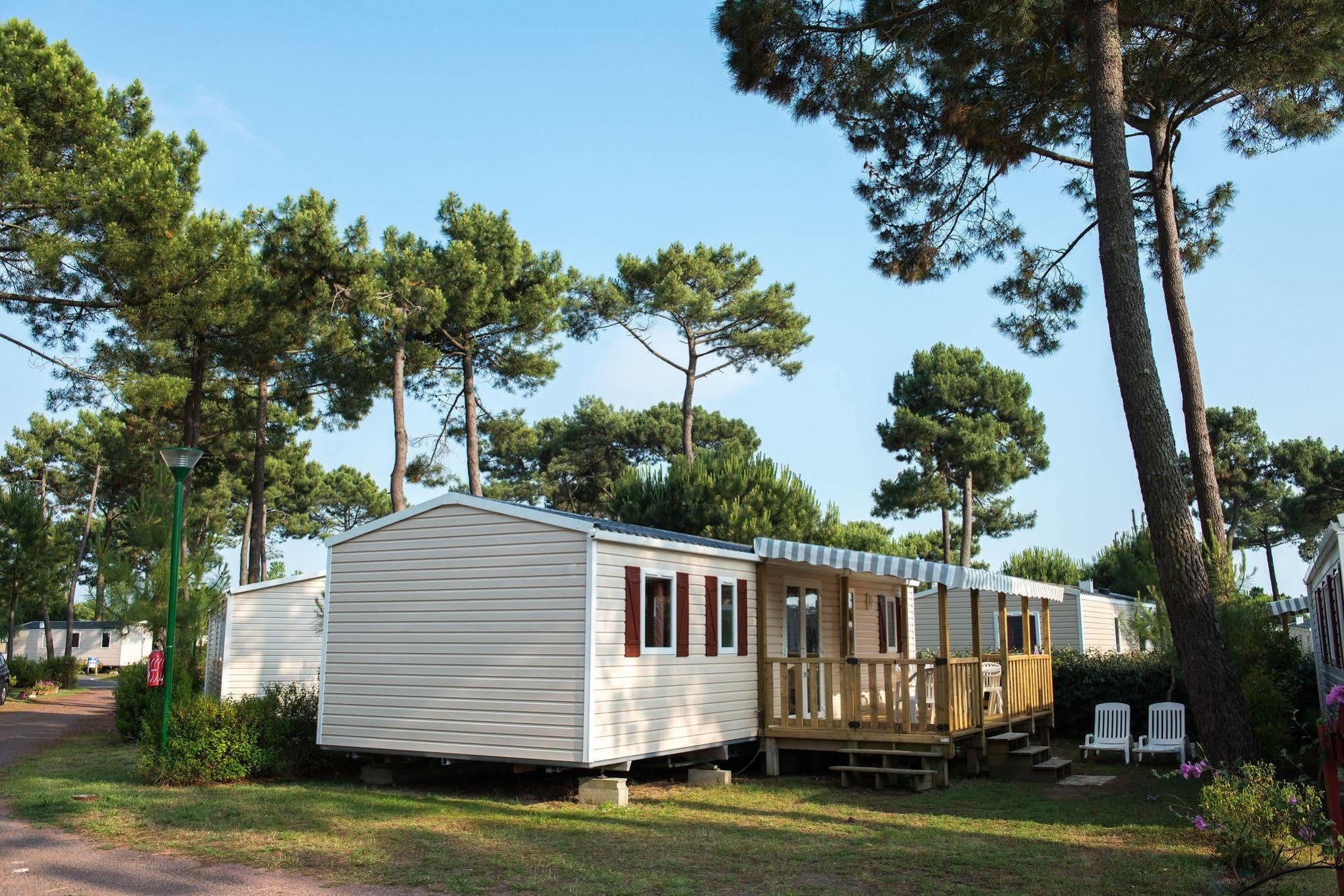 Camping Officiel Siblu Bonne Anse Plage Ла-Пальмир Экстерьер фото